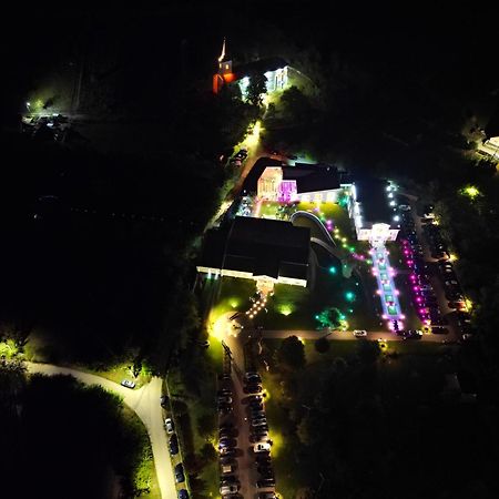 Hotel Cardinal-Domeniile Martinutzi Alba Iulia Extérieur photo
